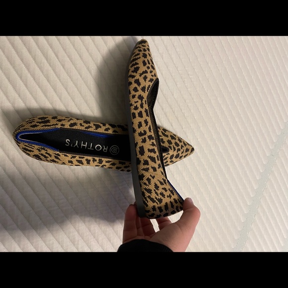 Rothy’s Leopard print Points - Picture 2 of 3
